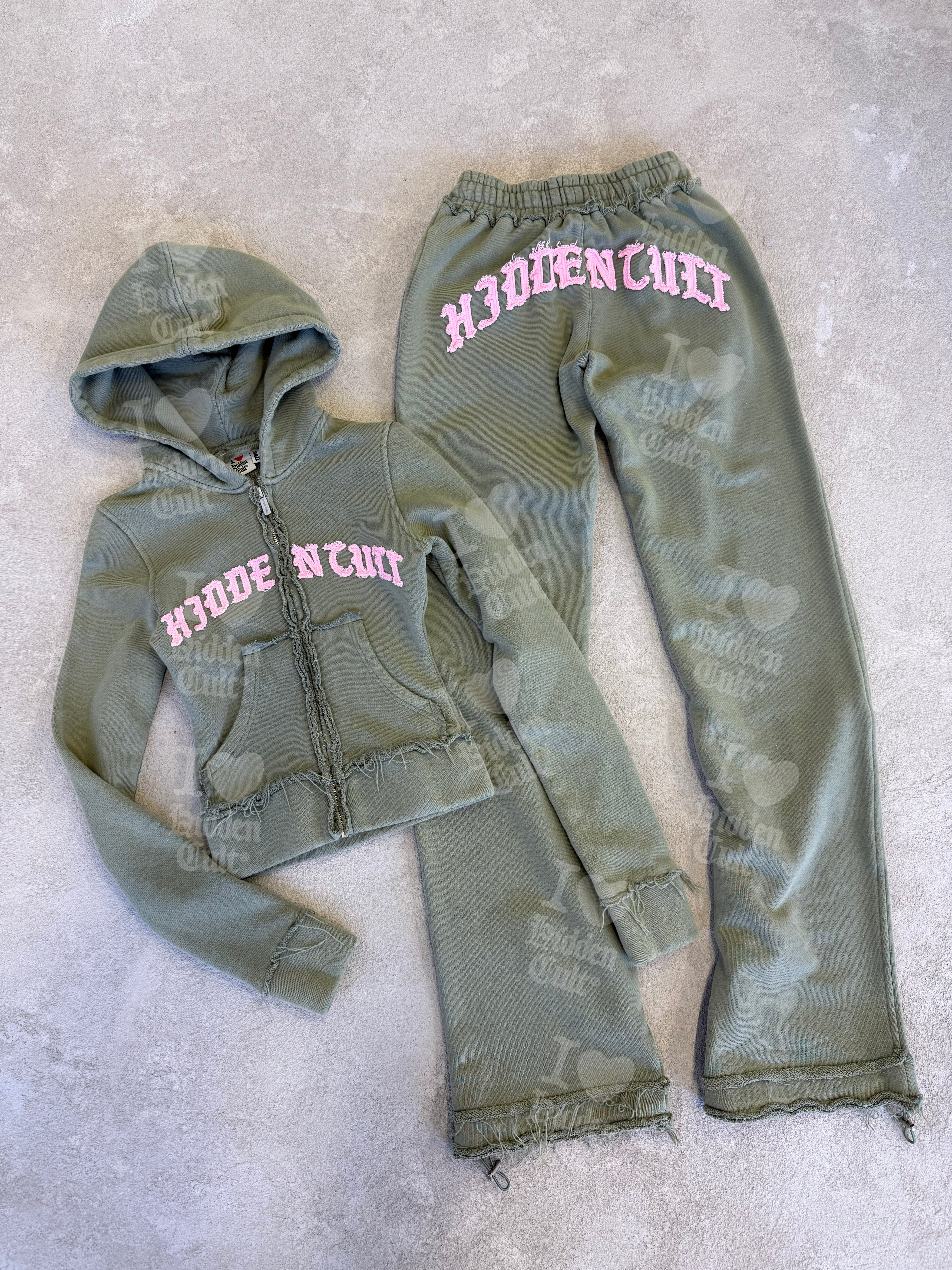 HIDDEN CULT Melore Distressed Sweatsuit Tall Friendly Green Pink Distressed Sweatsuit TikTok