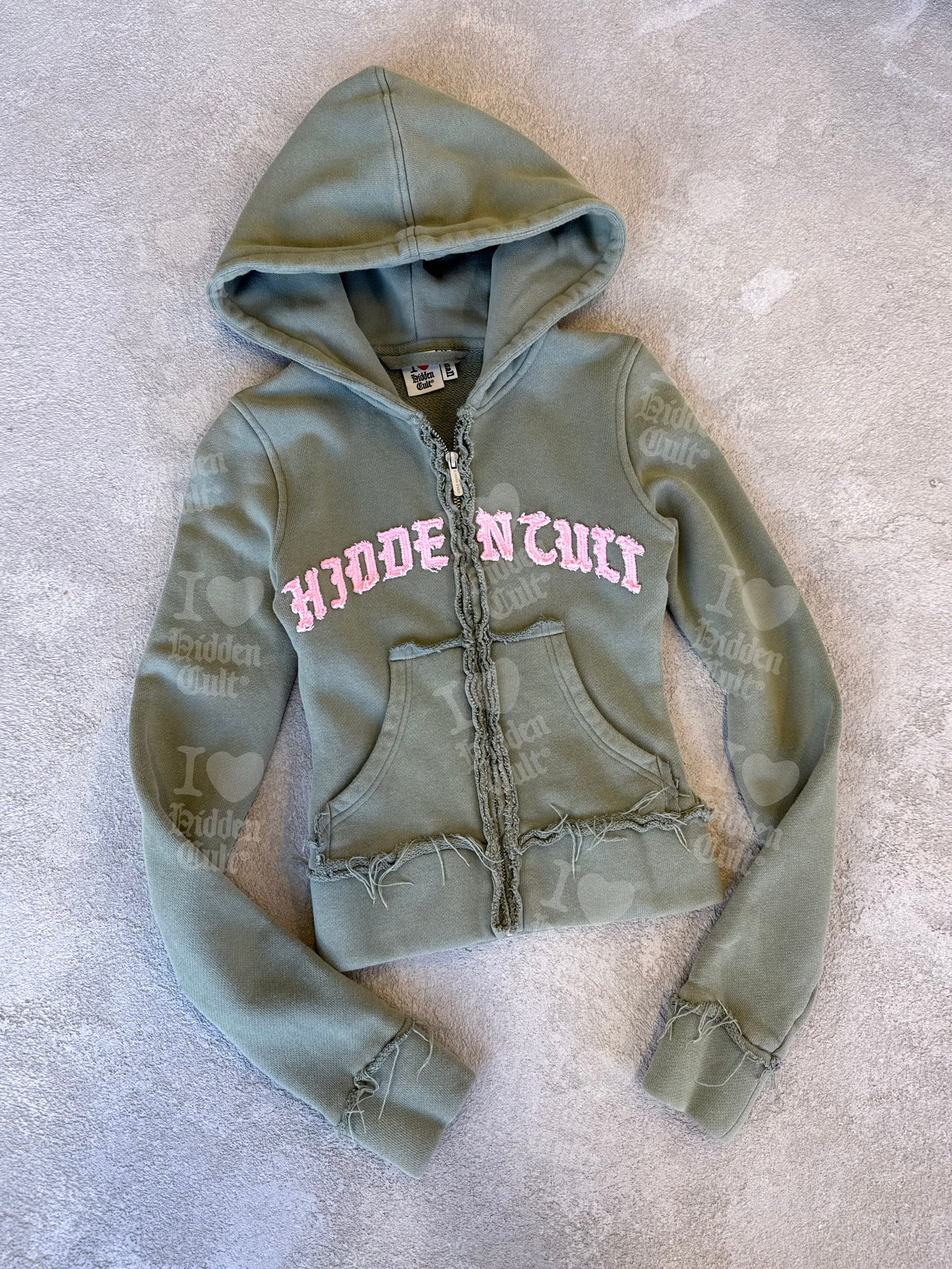 HIDDEN CULT Melore Distressed Sweatsuit Tall Friendly Green Pink Distressed Sweatsuit TikTok