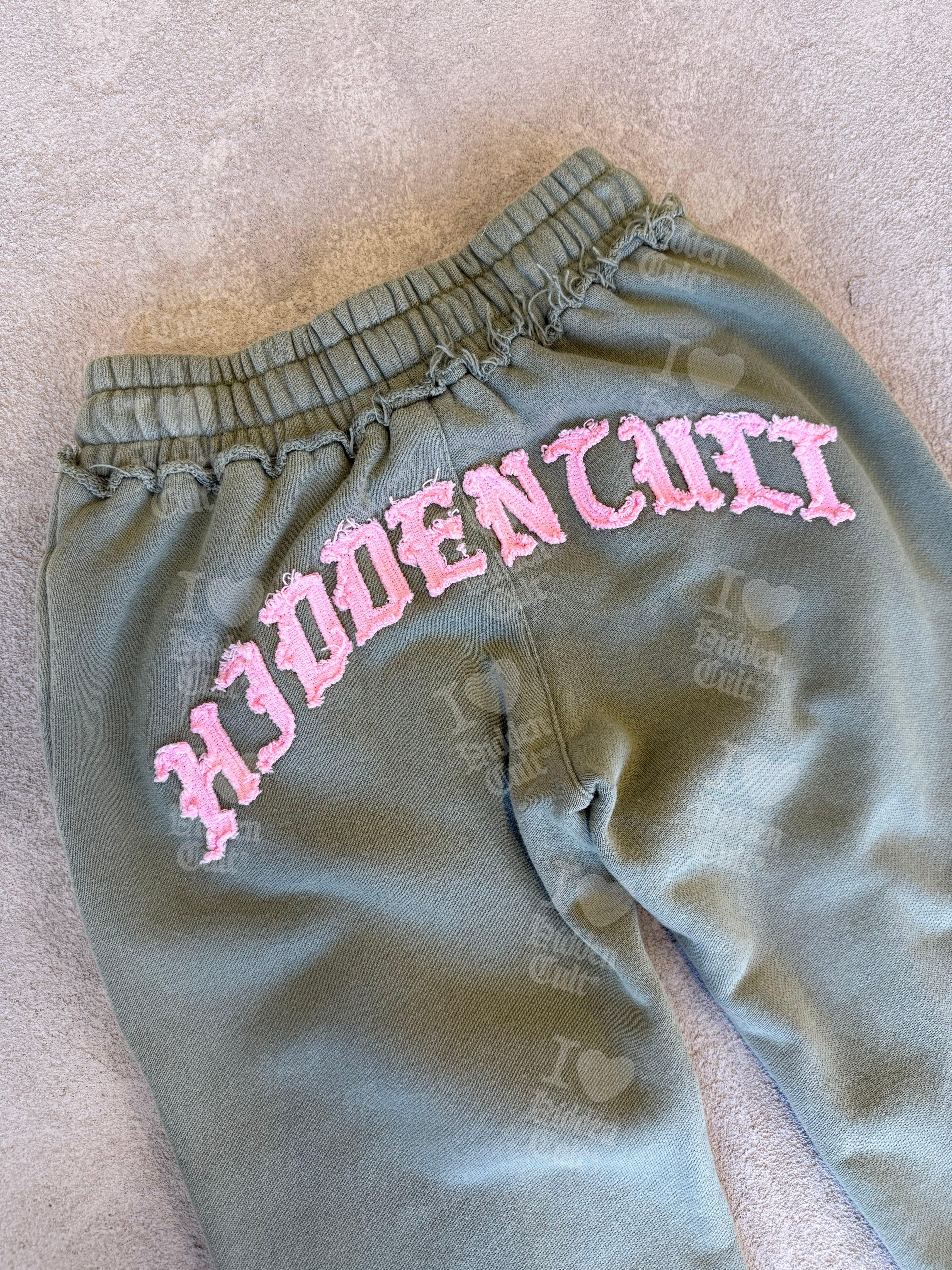 HIDDEN CULT Melore Distressed Sweatsuit Tall Friendly Green Pink Distressed Sweatsuit TikTok